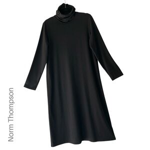 NORM THOMPSON NWOT LONG SLEEVE BLACK RUCHED TURTLENECK MIDI DRESS | MEDIUM